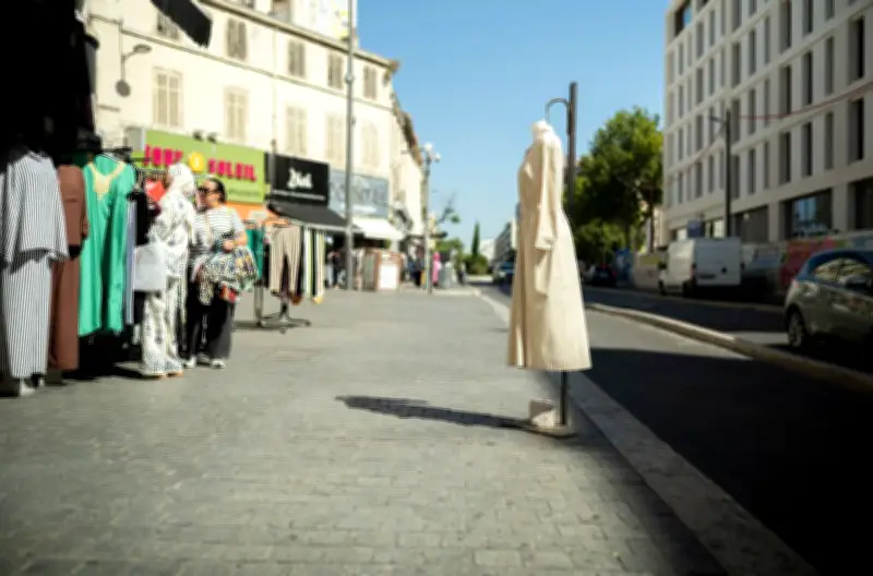 À Marseille, le crépuscule du marché du Soleil, temple des bonnes affaires miné par la contrefaçon