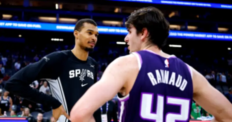 Maxime Raynaud : le pivot français qui allie NBA et excellence académique
