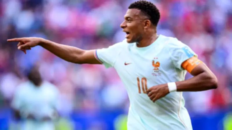Mbappé comparé à un dictateur par le Daily Mail après son échange avec l'arbitre