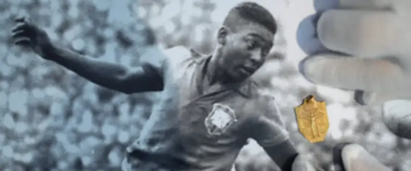 Médaille de Pelé de 1958 estimée à 580 000 € aux enchères