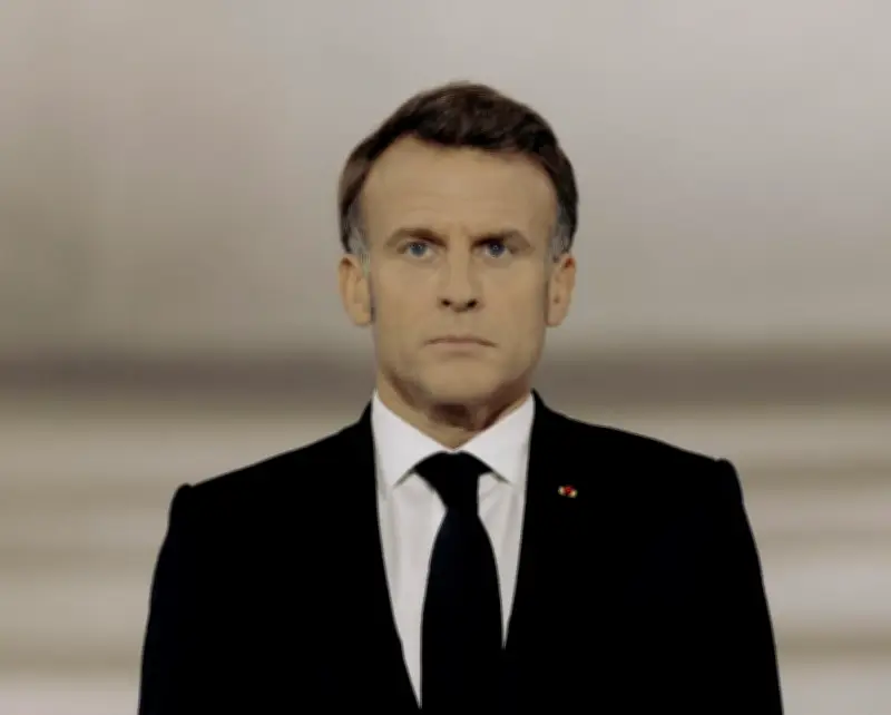 Meurtre de Lyhanna : Macron évoque un problème de confiance dans les institutions