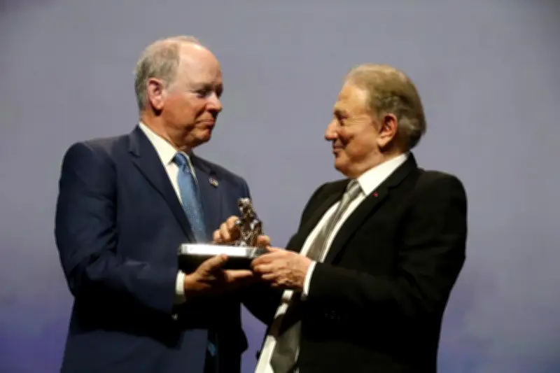 Michel Drucker : « Les parents d’Albert II doivent être fiers de lui »