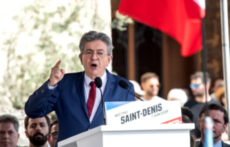 Mélenchon accuse le RN de suprémacisme lors d'un meeting à Saint-Denis