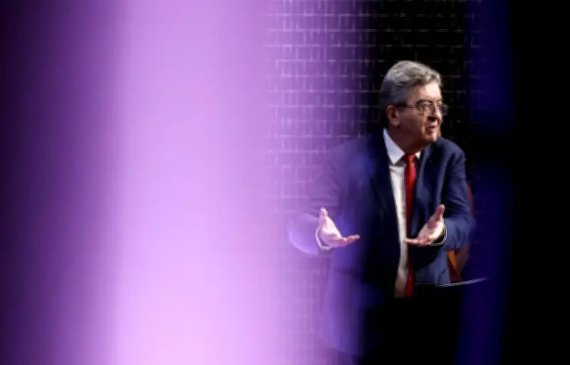 Mélenchon attaque Glucksmann : vision limitée et querelle présidentielle