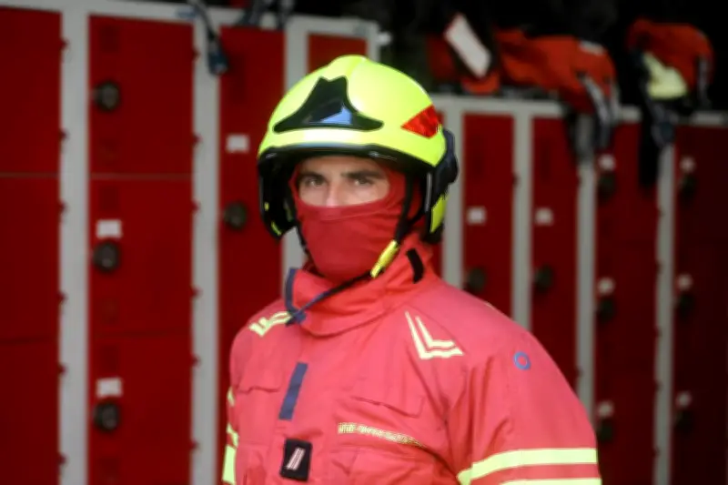 Monaco dévoile son nouveau casque F1 pour les sapeurs-pompiers
