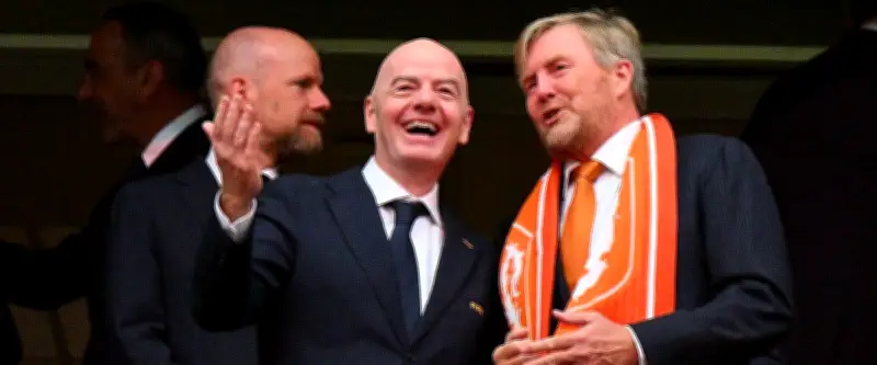 Mondial 2026 : Infantino en jet privé, symbole de la démesure carbone de la Fifa