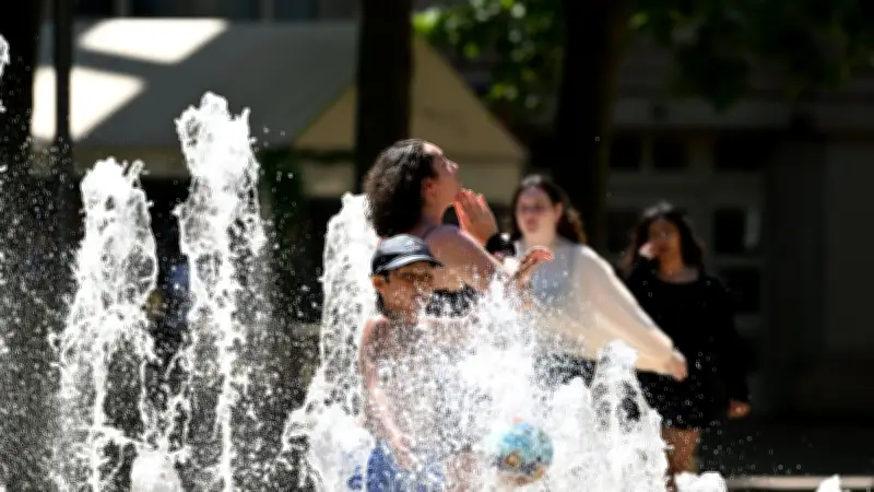 Montpellier suffoque sous des nuits à 24°C : pourquoi l’Hérault reste en vigilance jaune