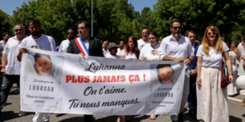Mort de Lyhanna : 6 000 personnes à la marche blanche à Fleurance
