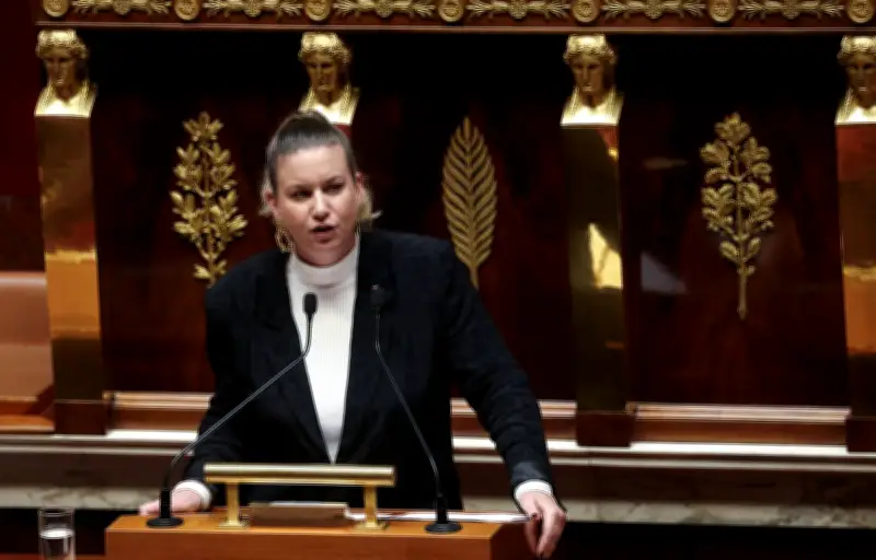 Mort de Lyhanna : Mathilde Panot réclame la démission de Gérald Darmanin