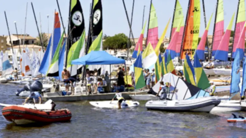 Navigation solidaire à Marseillan : une première historique