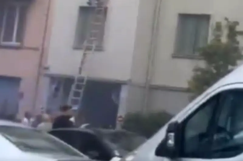 Nice : un agent de la Frap escalade une façade pour sauver une dame d'un incendie