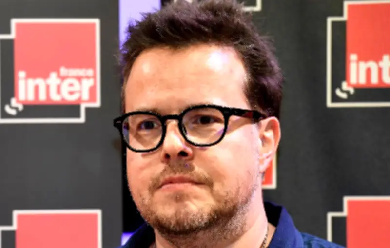Nicolas Demorand raconte son internement forcé dans un podcast