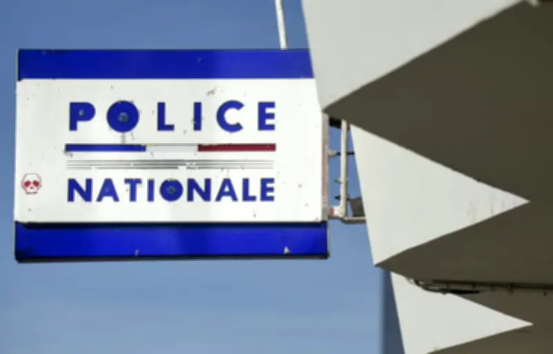 Nourrisson de deux mois décède : ses parents en garde à vue