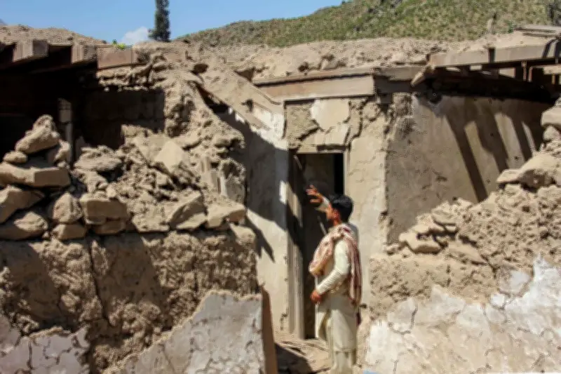 Nouveaux bombardements pakistanais en Afghanistan : au moins 26 morts