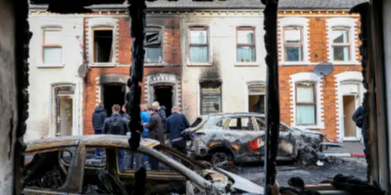 Nouvelle nuit d'émeutes à Belfast après un fait divers au Royaume-Uni