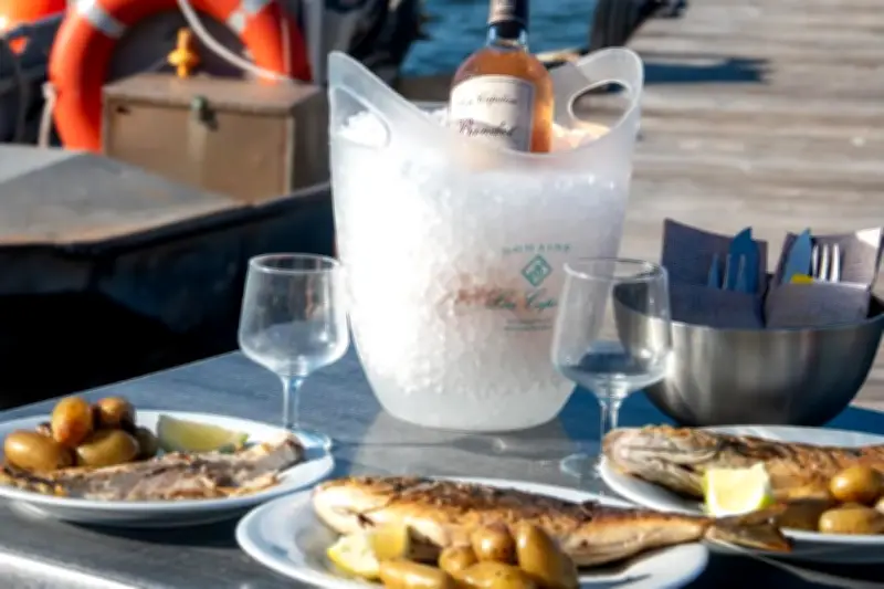 Nouvelles règles pour la dégustation de poissons et coquillages chez les aquaculteurs de Tamaris