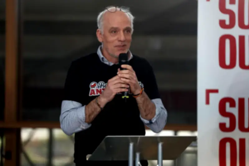NPA-Anticapitaliste soutient Mélenchon pour 2027, pas de candidat Poutou
