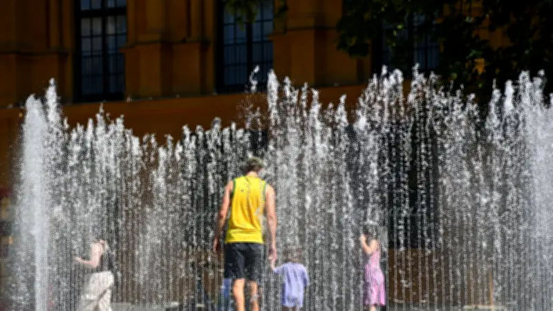 Nuit record à 22°C, plan blanc, Solidays et Marche des fiertés annulés : le point canicule