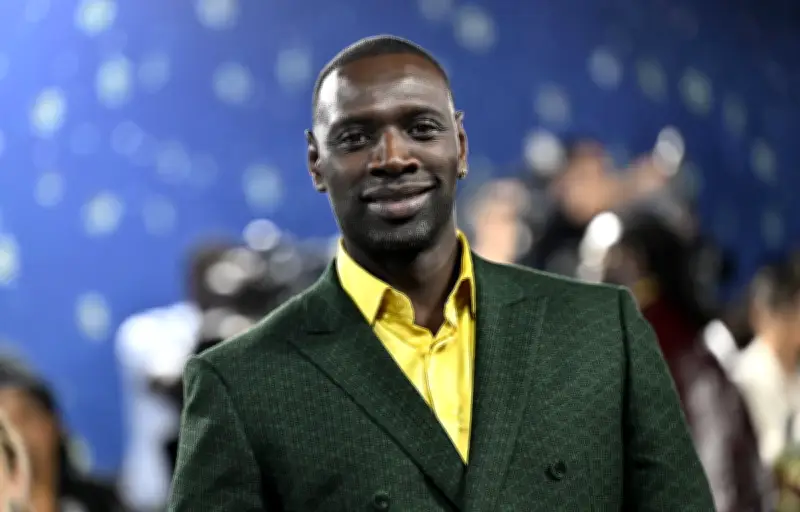 Omar Sy s'oppose à la fermeture de la maternité de Trappes où il est né