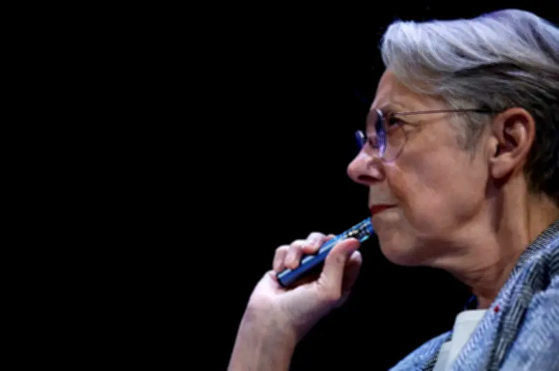 « On ne nous pardonnerait pas » : Élisabeth Borne met la pression sur le bloc central
