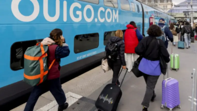 Panne de clim' sur un Ouigo : les passagers finissent à pied à Toulouse