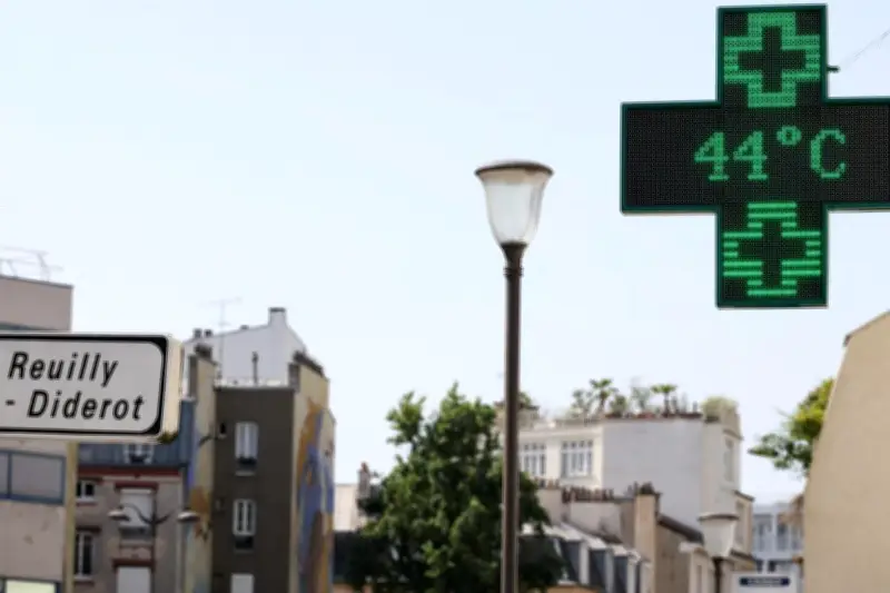 Paris : les deux funérariums complets en pleine canicule inédite