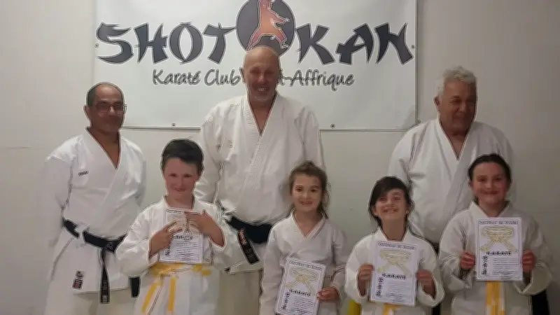 Passage de grades pour neuf karatékas à Saint-Affrique