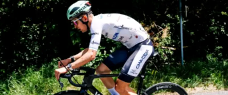 Paul Seixas abandonne le Tour Auvergne-Rhône-Alpes après une lourde chute