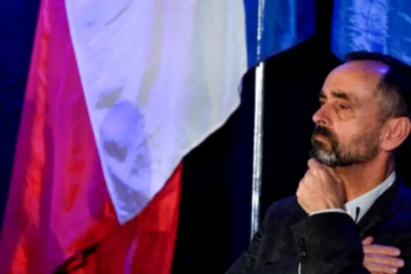 Plainte pour diffamation contre Robert Ménard après refus de mariage