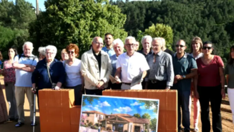 Pose de la première pierre de la résidence seniors au Clos Sainte-Anne