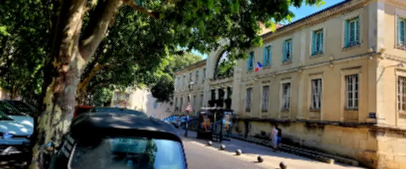 Périple ivre à Alès : sursis probatoire pour refus d'obtempérer