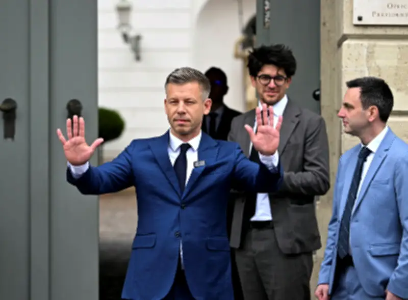Péter Magyar pris en étau : ni armes ni argent pour l'Ukraine