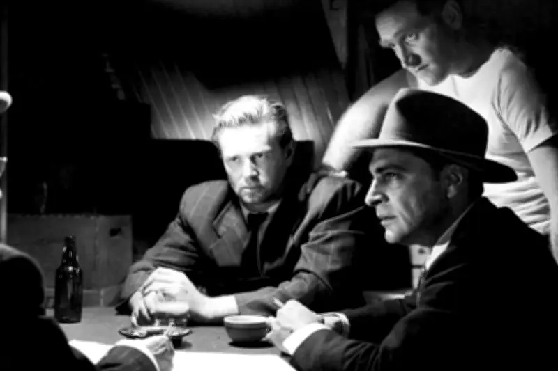 « Quand la ville dort » : le chef-d'œuvre du film de casse selon John Huston