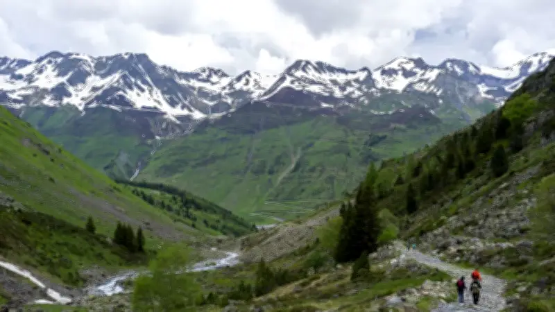 Randonneuse de 78 ans décède après une chute de 30 mètres dans les Pyrénées