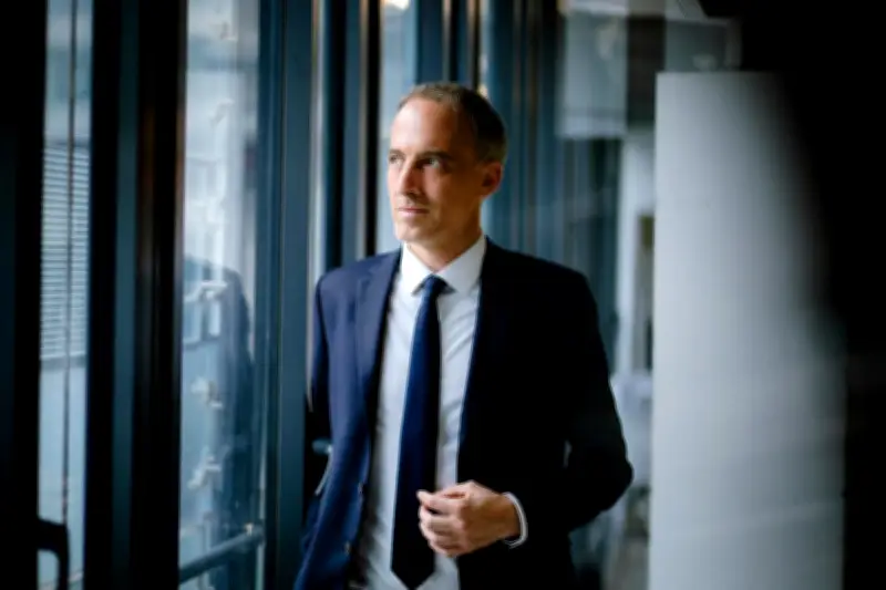 Raphaël Glucksmann : reprendre la fierté nationale à l'extrême droite
