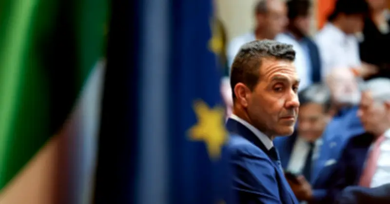 Roberto Vannacci, le nouveau défi d'extrême droite pour Giorgia Meloni