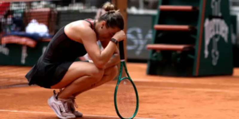 Roland-Garros 2026 : Sabalenka éliminée par Shnaider dans la tempête