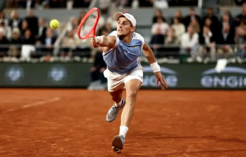 Roland-Garros : Arnaldi frôle le record de temps de jeu historique