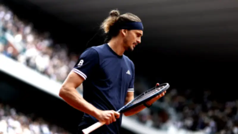 Roland-Garros : Zverev bat Mensik et file en finale pour un premier Grand Chelem