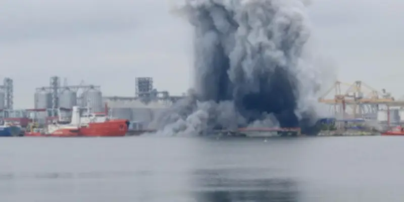 Roumanie : explosion d'un drone maritime dans le port de Constanta
