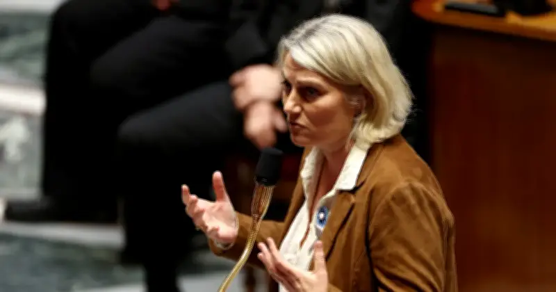 Santé mentale des jeunes : le gouvernement instaure un "coupe-file" pour les élèves en détresse