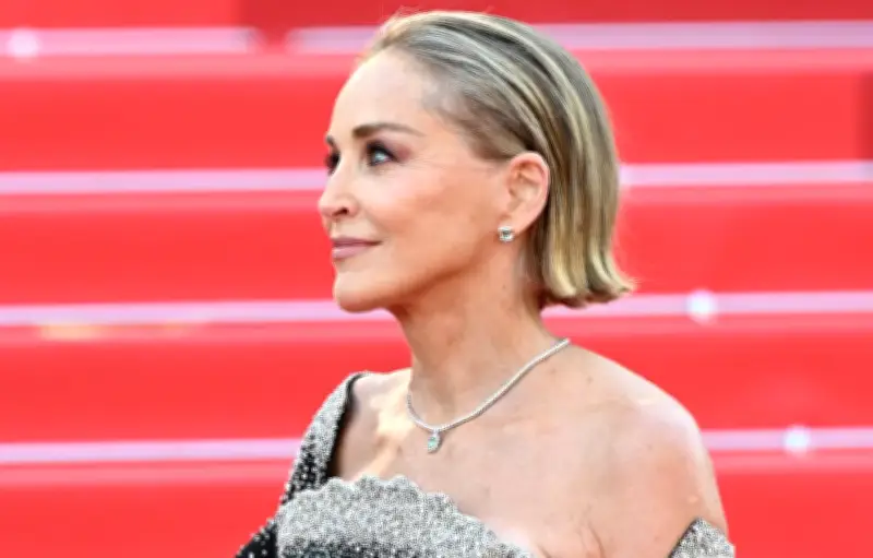 Sharon Stone révèle avoir été victime d'une agression physique
