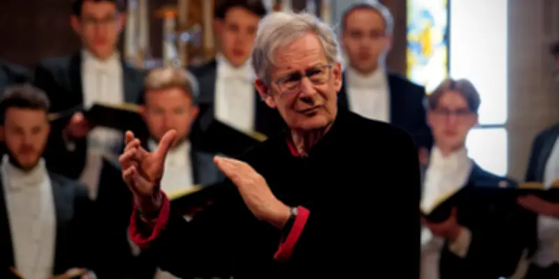 Sir John Eliot Gardiner illumine Bach à la Chapelle Royale de Versailles