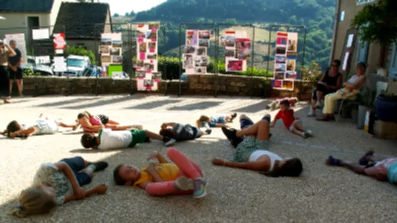 Spectacle de fin d'année et adieux à Barre-des-Cévennes