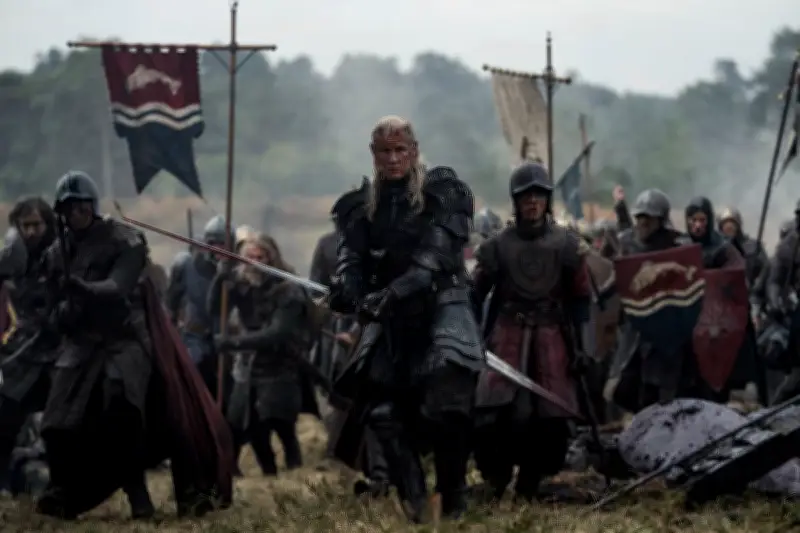 Séries à ne pas manquer en juin : fantasy, comédies et drame