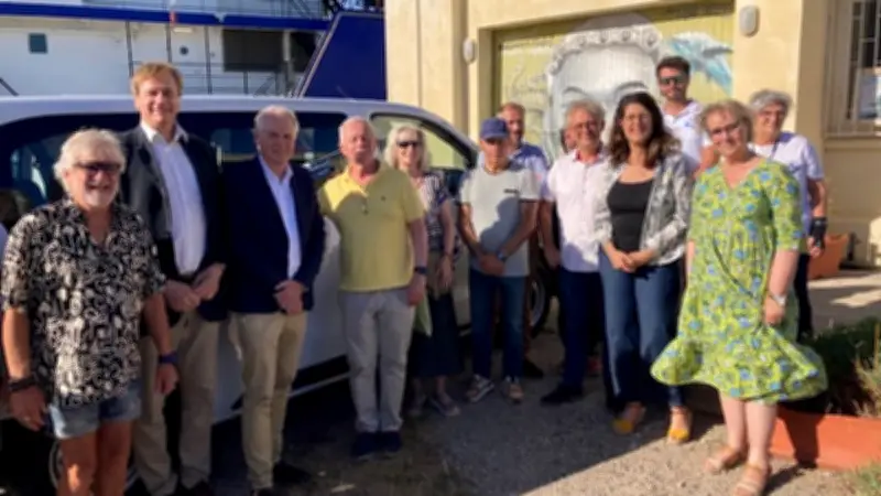 Sète : le Seamen's club passe à l'électrique avec un minibus neuf