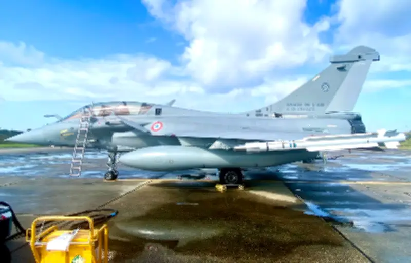 Succès du premier tir supersonique du missile Mica NG depuis un Rafale