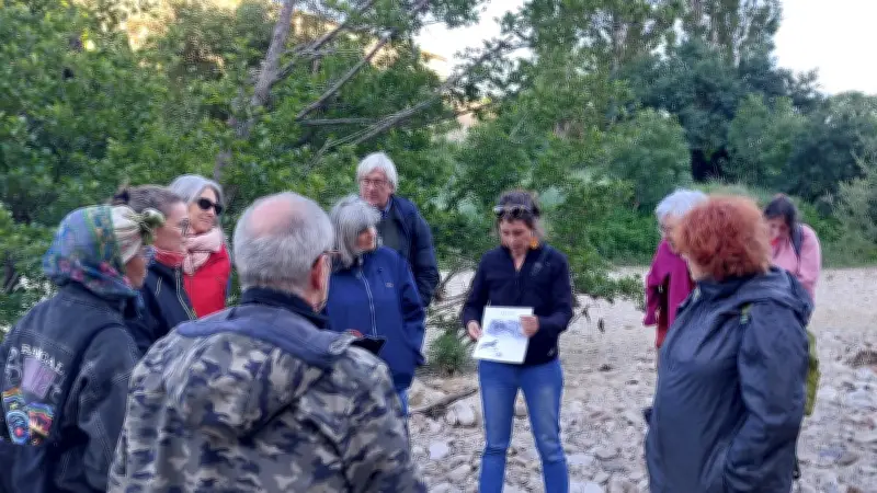 Sur les bords de la Cèze, une sortie pour découvrir la loutre