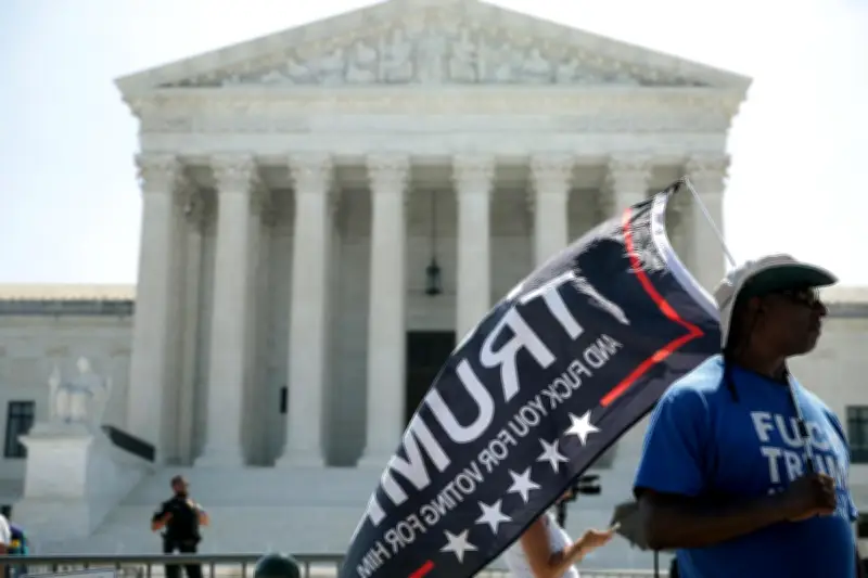États-Unis : la Cour suprême valide l'exclusion des sportives transgenres