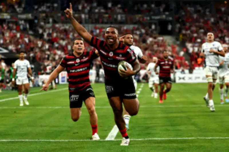 Top 14 : Toulouse mène largement à la pause face à Montpellier